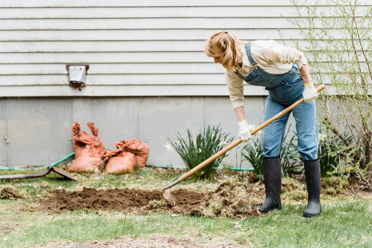 Why Compacted Soil Is Ruining Your Lawn (and How to Fix It)